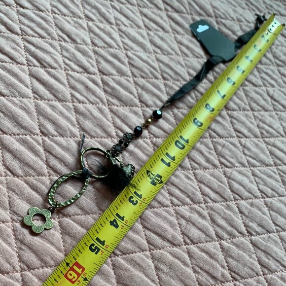 Handmade Black & Antique-Gold Charm Necklace – Dress Pendant, Feather Vintage - Picture 10 of 10